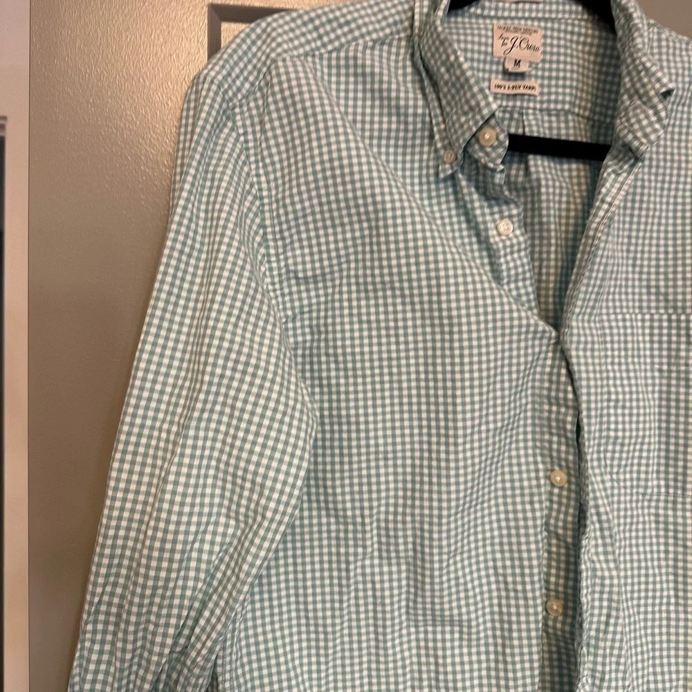 Jcrew Slim Untucked Green Checkered Men Medium Medium Condition 8.5/10 no flaws